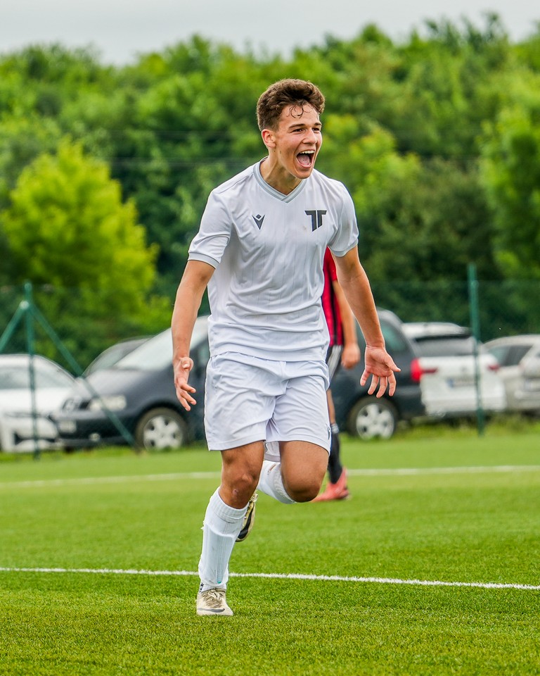 Futbal — gólová radosť